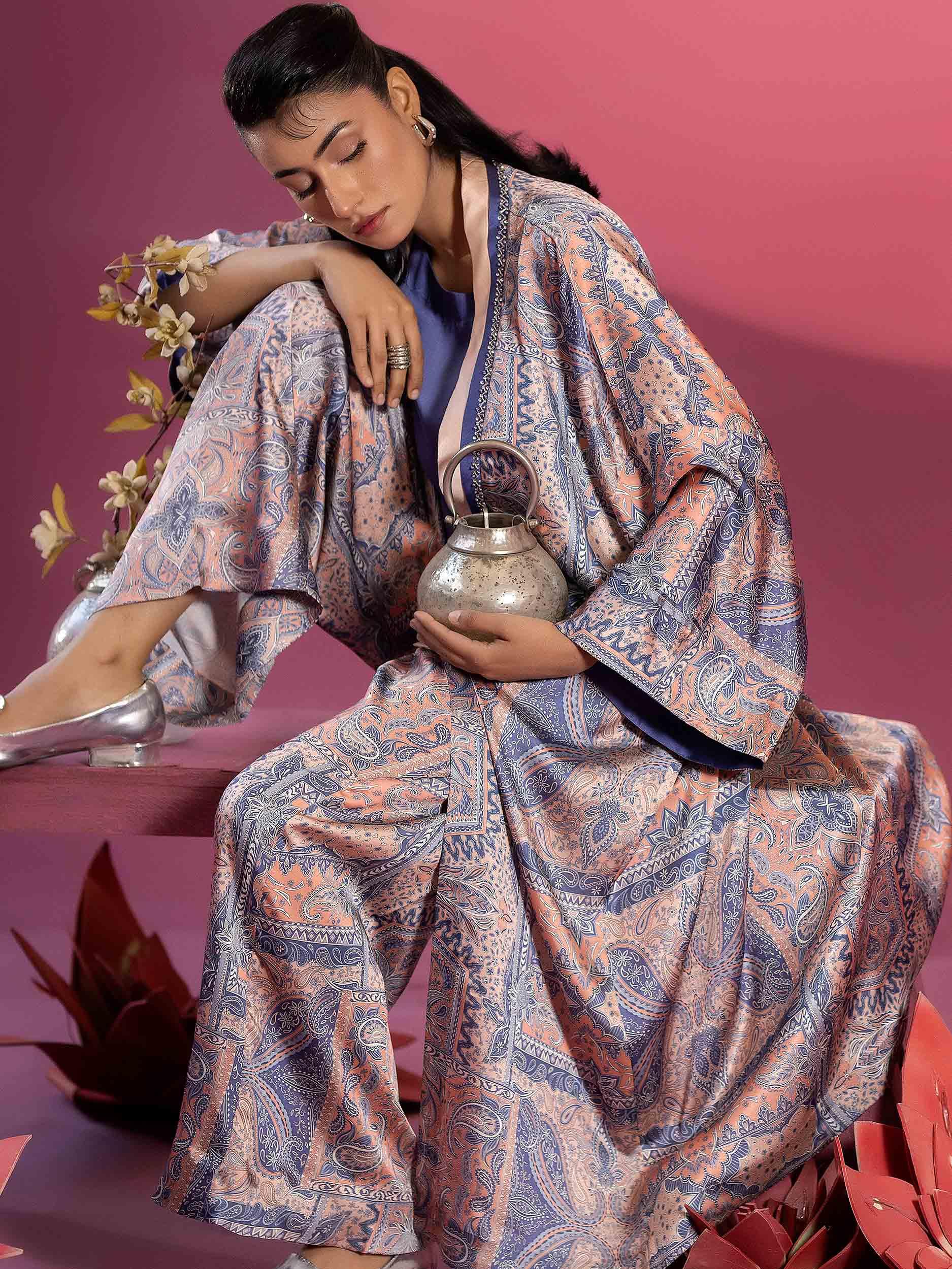 3 PIECE - EMBELLISHED SILK SUIT - Rabazka 3 PIECE - EMBELLISHED SILK SUIT - Rabazka