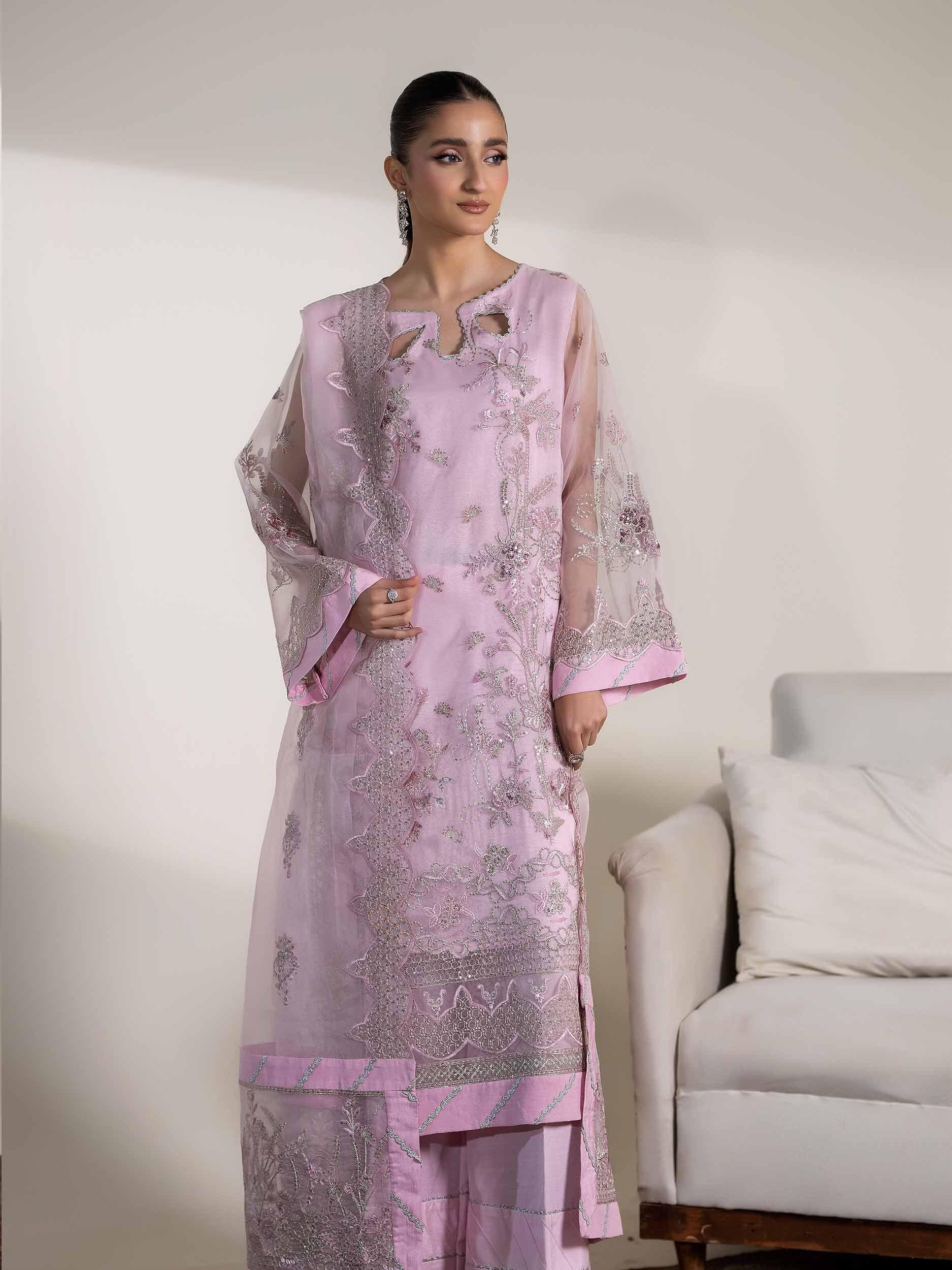 BLUSH - Rabazka BLUSH - Rabazka