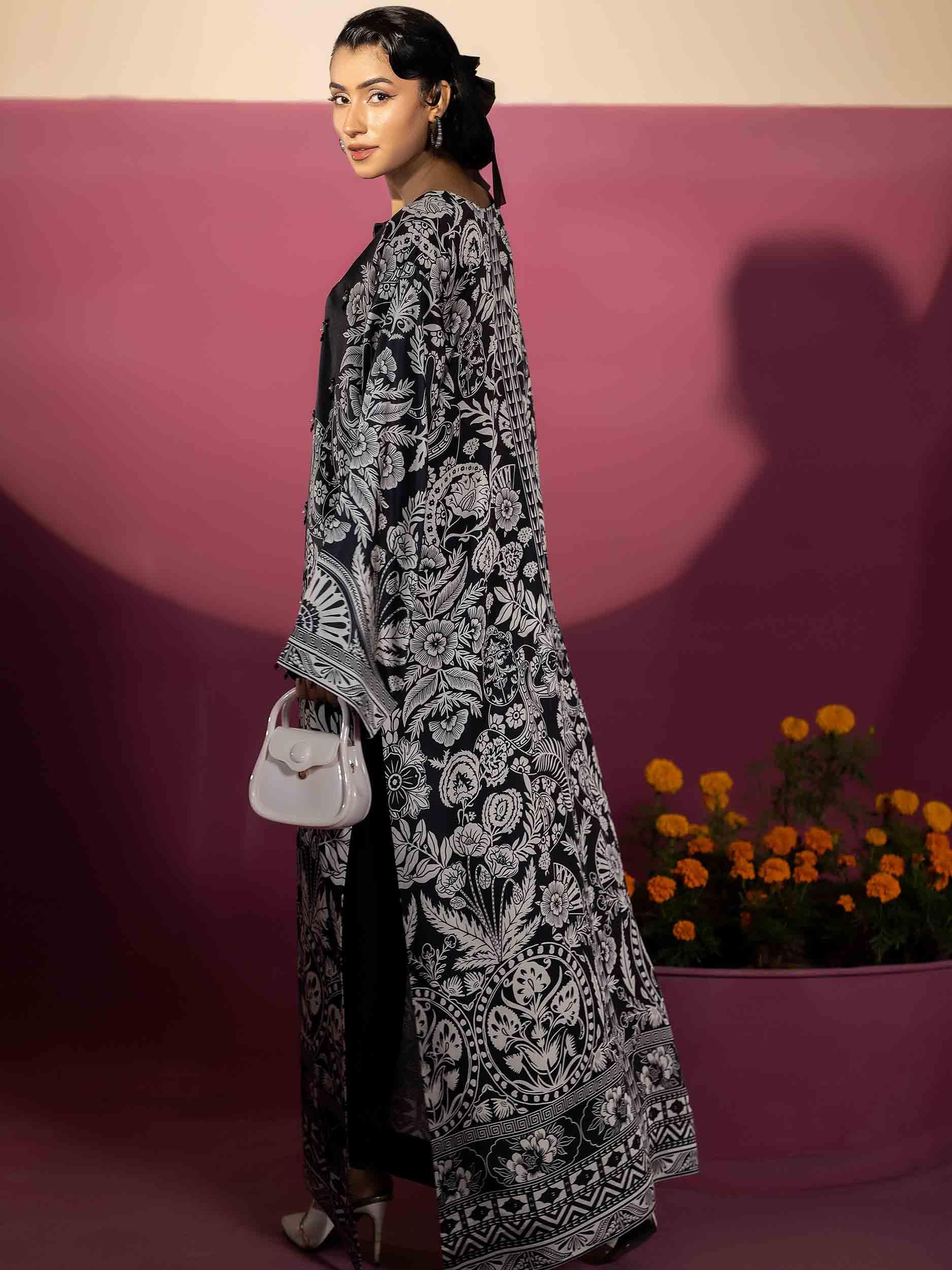 EMBELLISHED SILK KAAFTAN - Rabazka EMBELLISHED SILK KAAFTAN - Rabazka