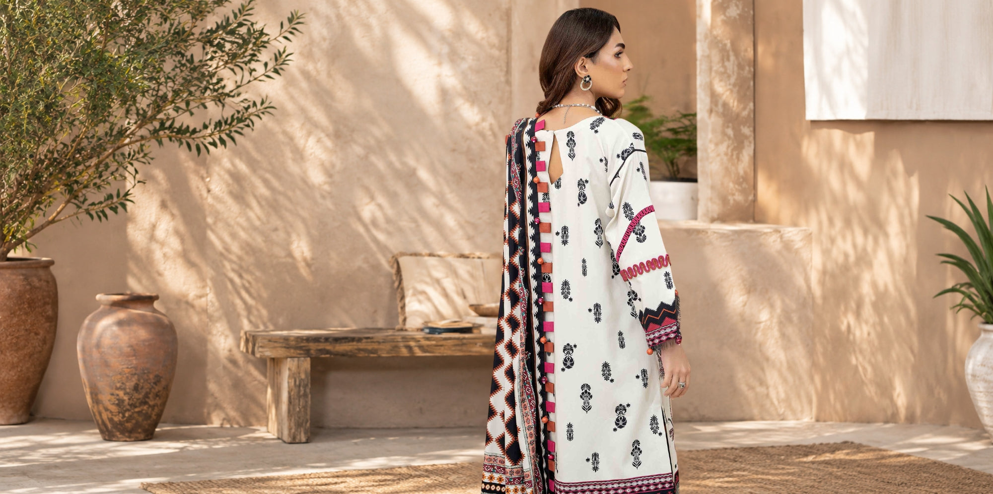 MEHRMAAH UNSTITCHED LINEN COLLECTION
