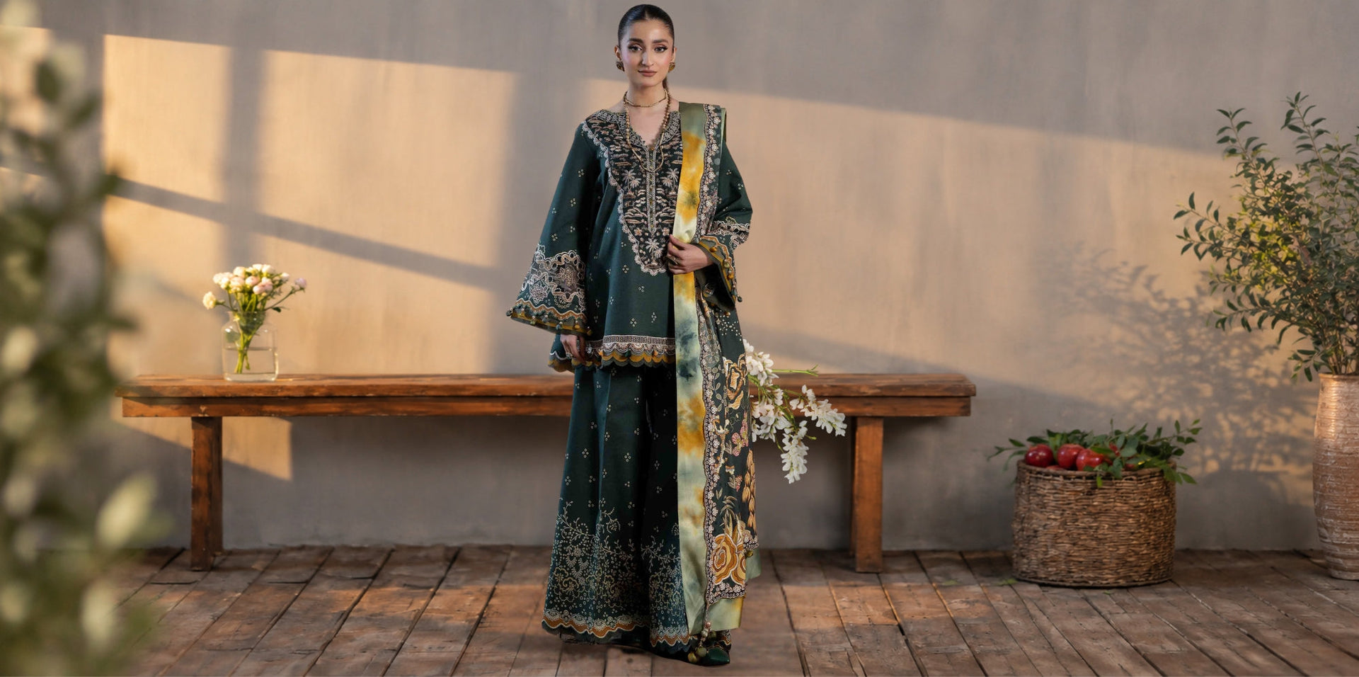 NAYLAH KHADDAR UNSTITCHED