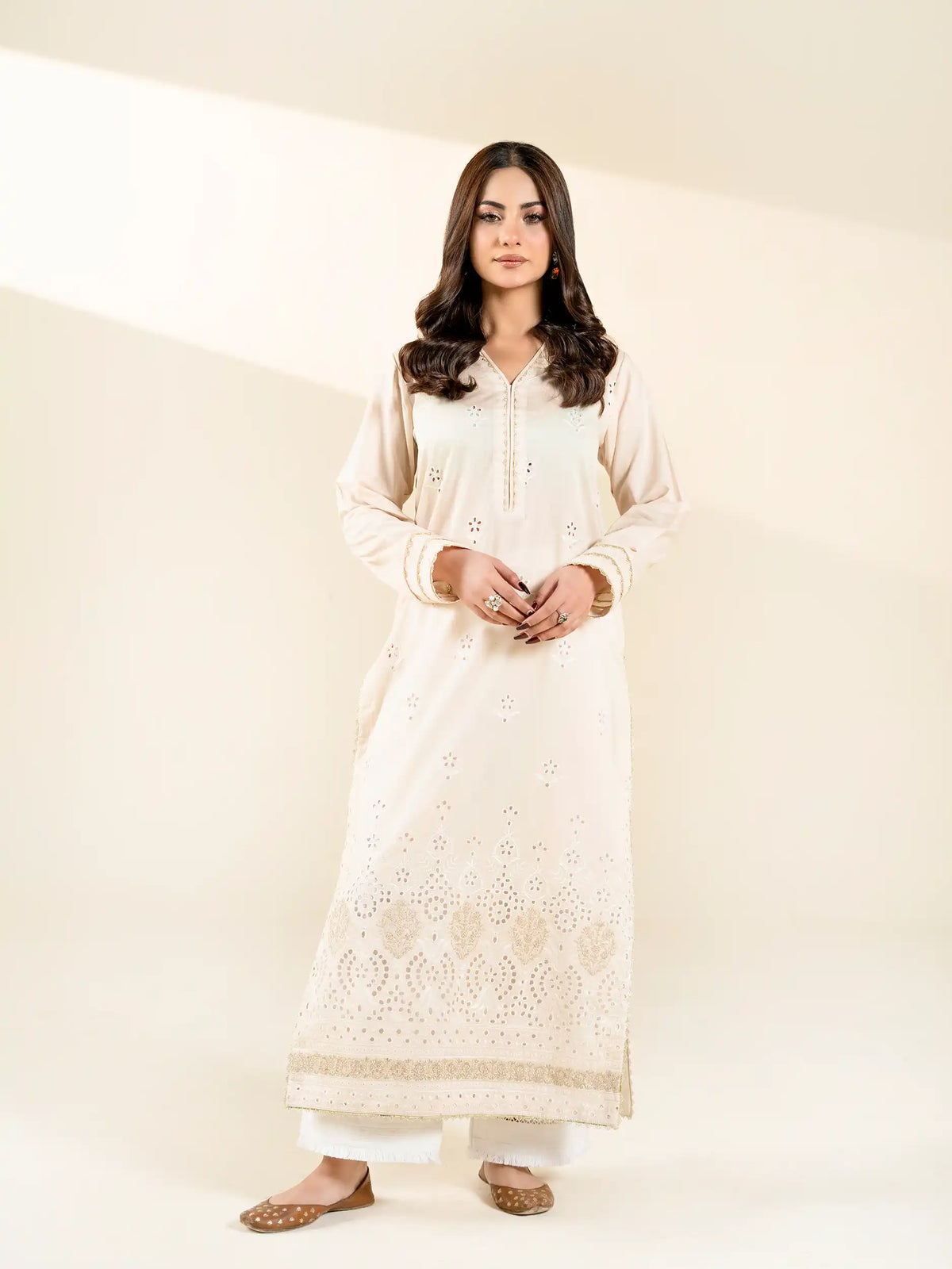 EMBROIDERED CHIKANKARI LAWN SHIRT