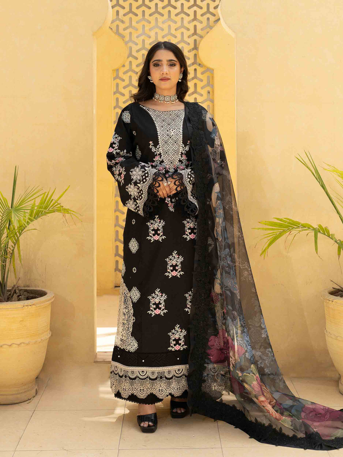 3 PIECE - EMBROIDERED SUIT