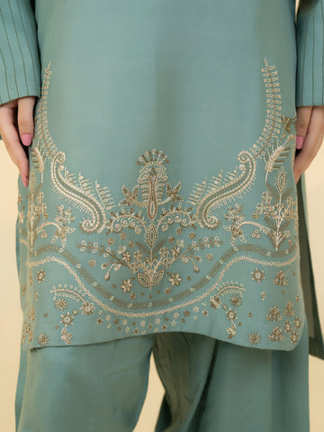 2 PIECE - EMBROIDERED SUIT