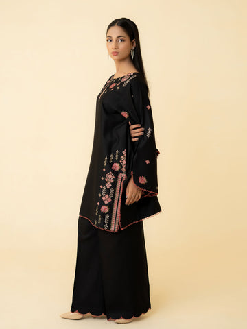 2 PIECE - EMBROIDERED SUIT