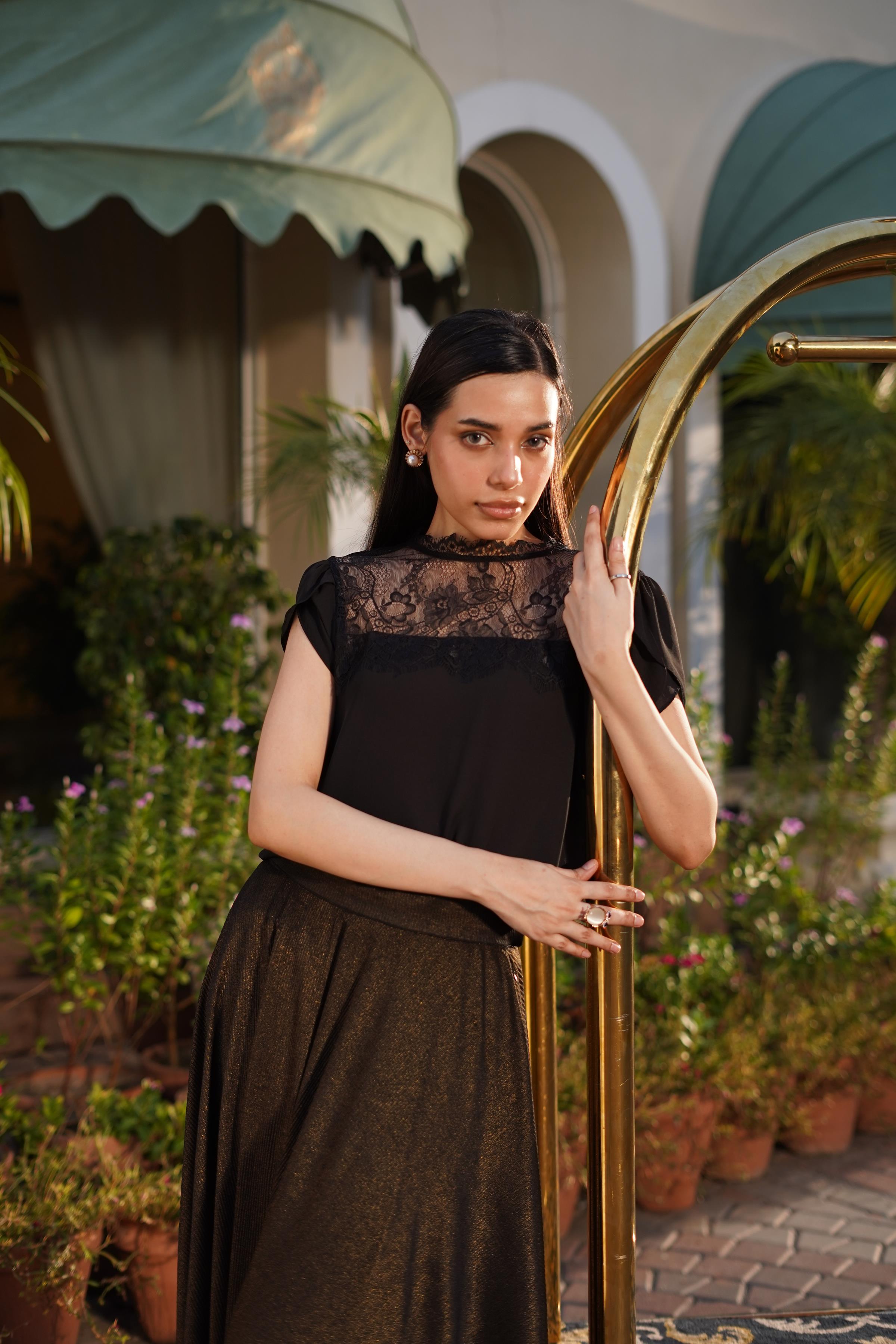 GOLD NOIR SKIRT