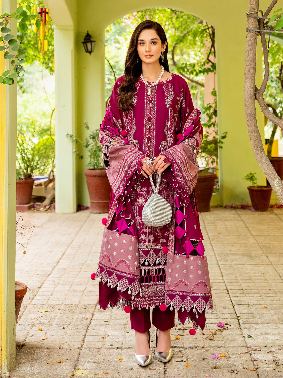 Embroidered Suit - Rabazka