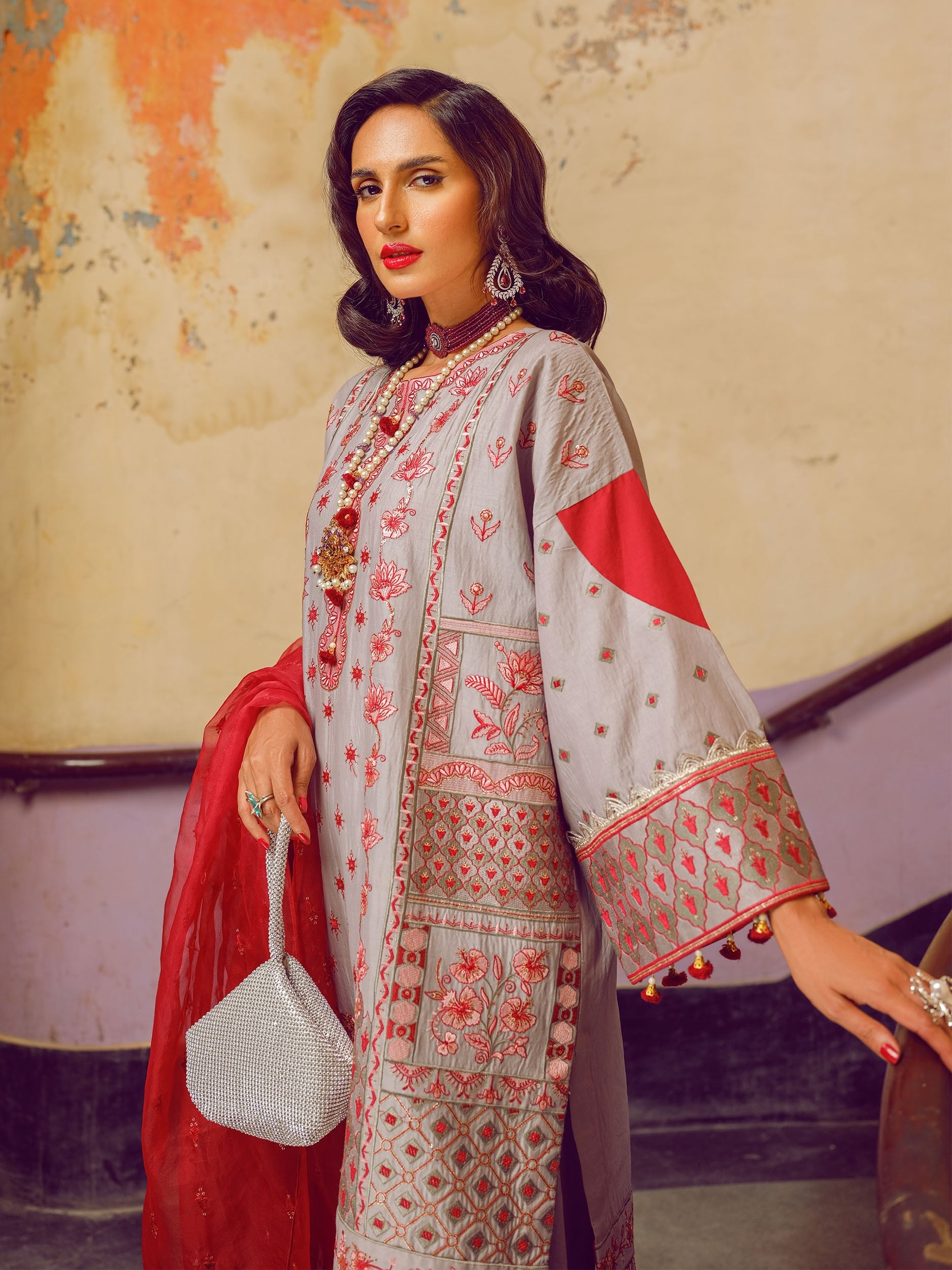 Embroidered Suit - rabazka